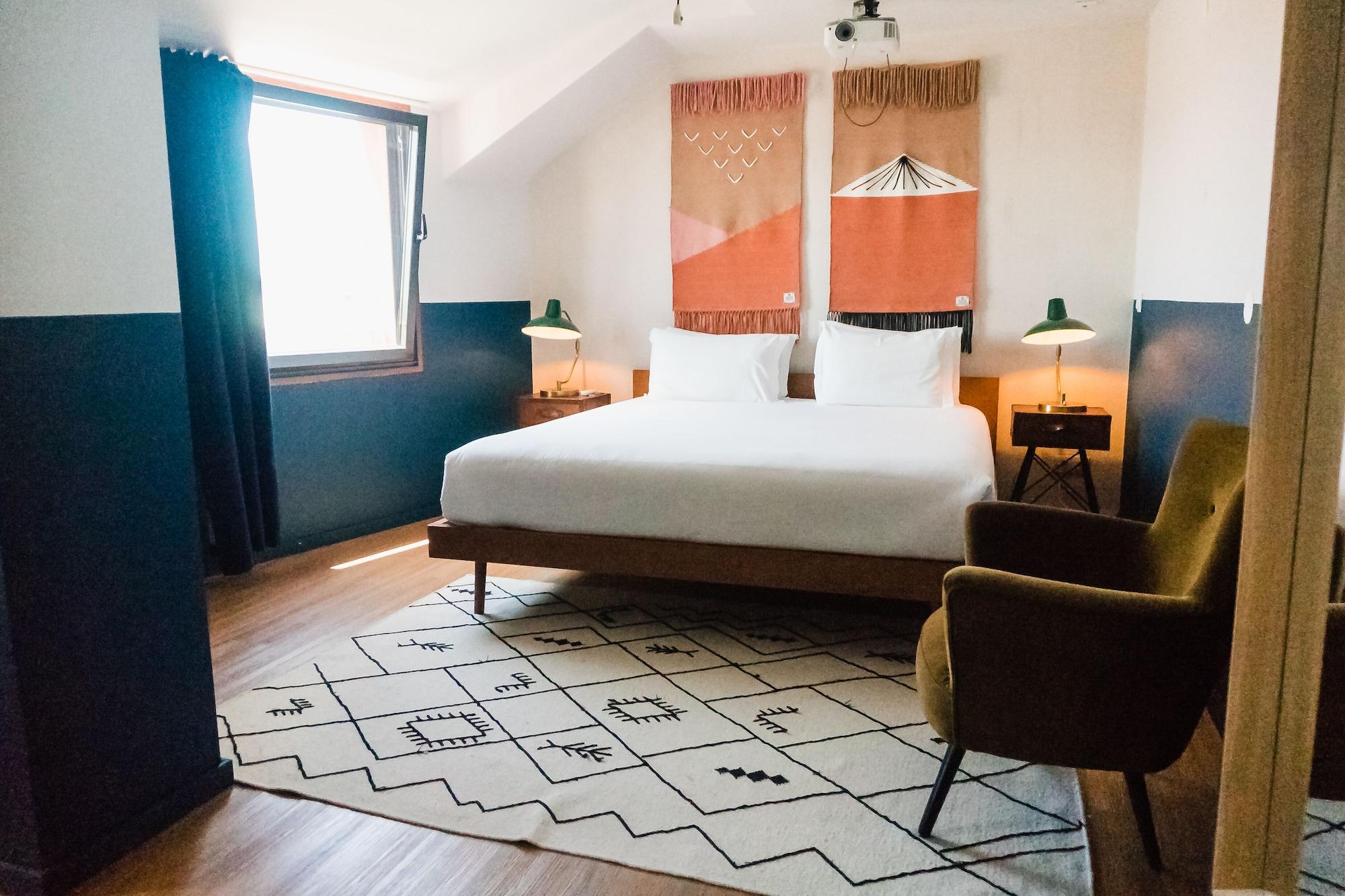 Selina Secret Garden Lisbon Hostel Екстериор снимка